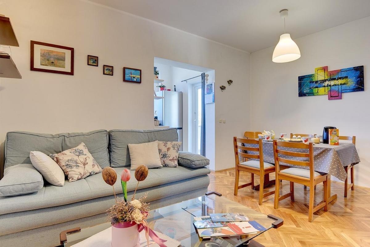 Apartments Lidija Лижнян Екстер'єр фото